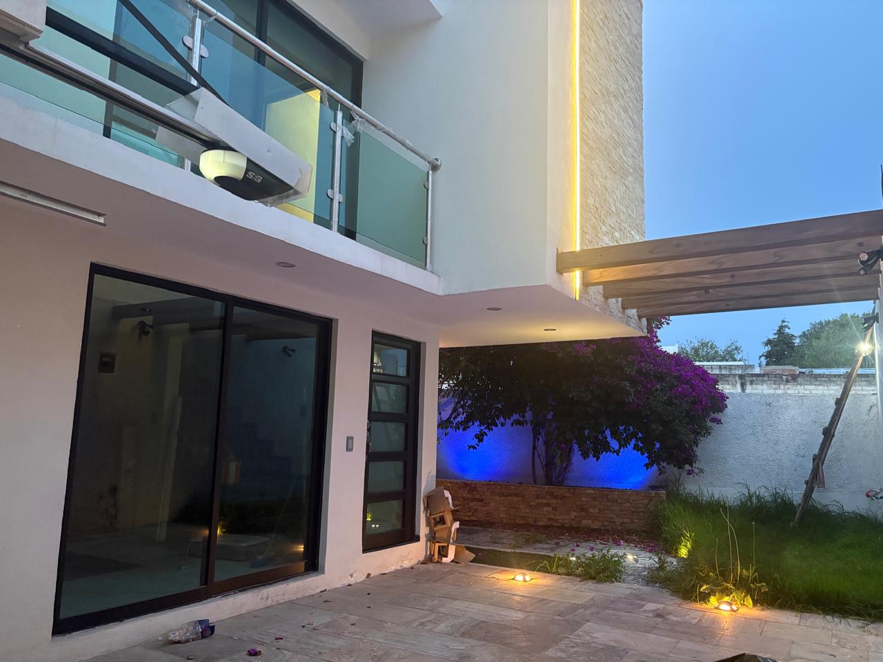 Casa Sobre Calzada 5 de Mayo